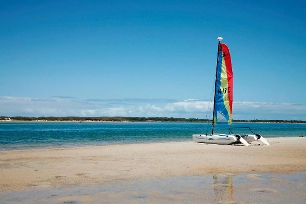 Golden Shores Unit 1 21 Landsborough Parade Caloundra Ausztrália